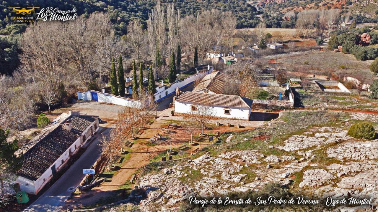 Venta del Celemín Hostal Ossa de Montiel Exterior foto